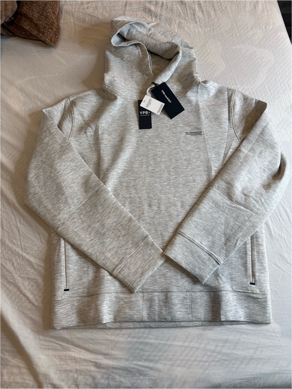 Men's Light Gray Hooded Sweatshirt with Subtle Branding
